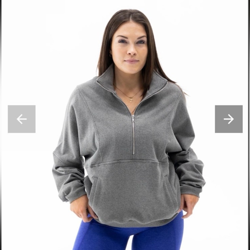 New in Bag P’tula Quarter zip size M in Dust